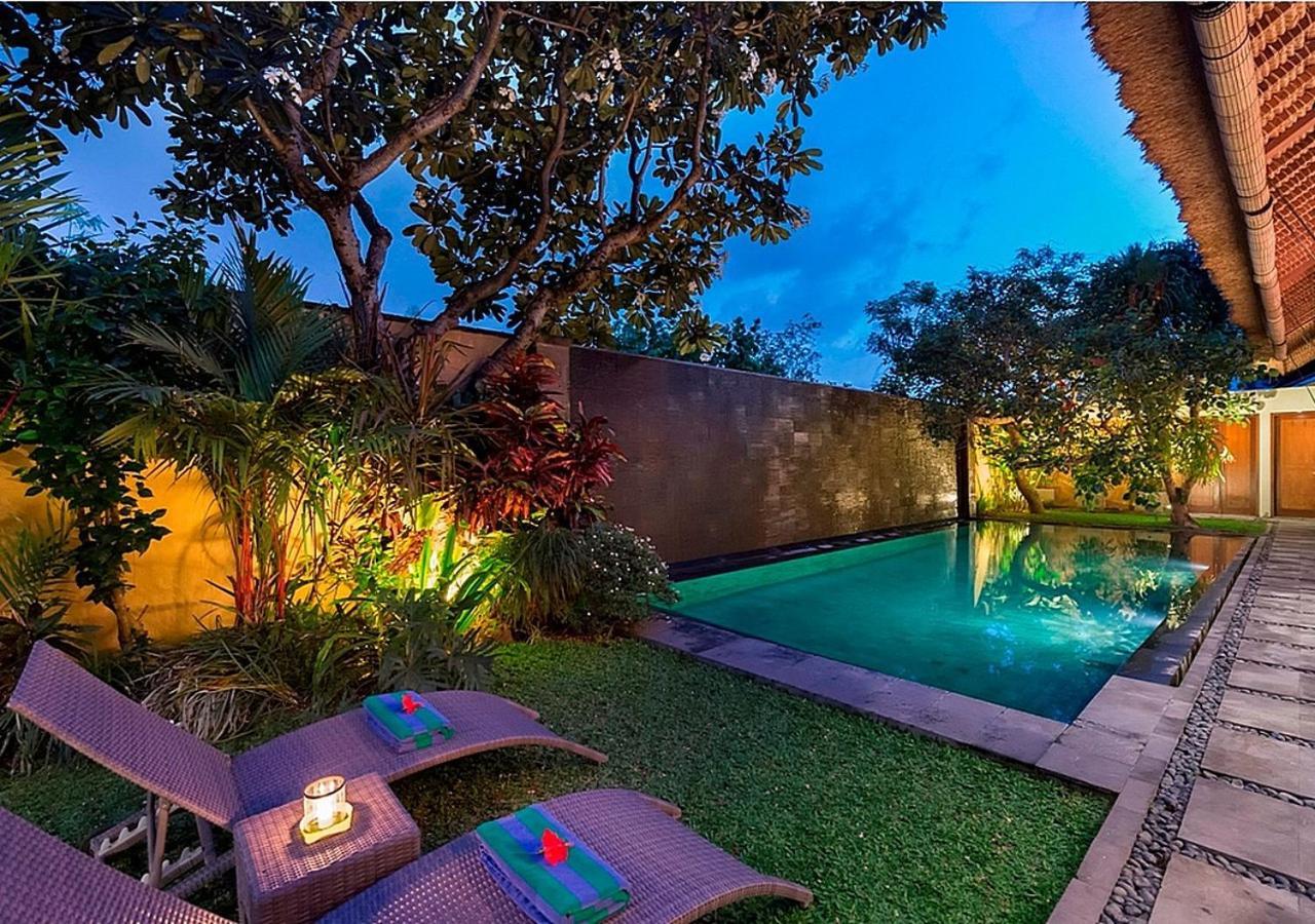 Villa Andalas Seminyak Exterior foto